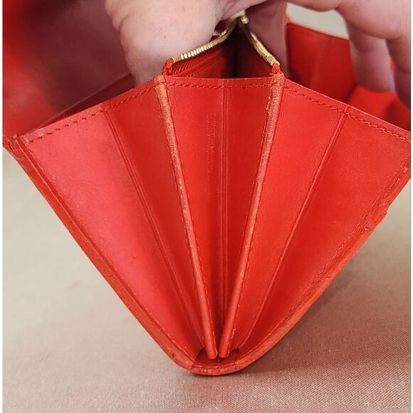 Authentic Louis Vuitton Vernis Sarah Long Wallet W/ Box And Dust Bag - Picture 9 of 17